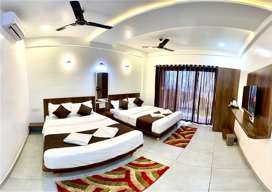 Deluxe Family Suite with Pvt Pool - Top Floor